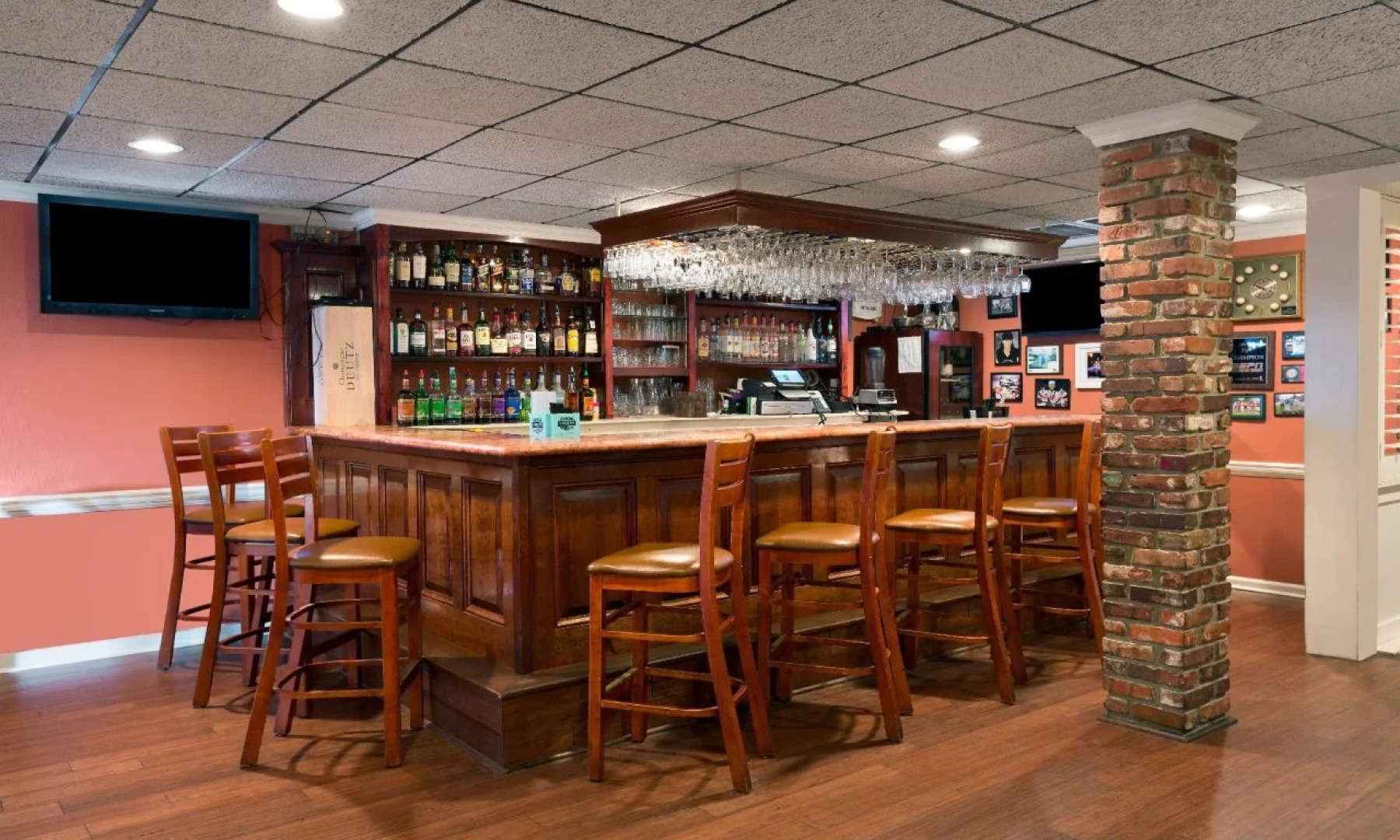 Grande Cayman Resort