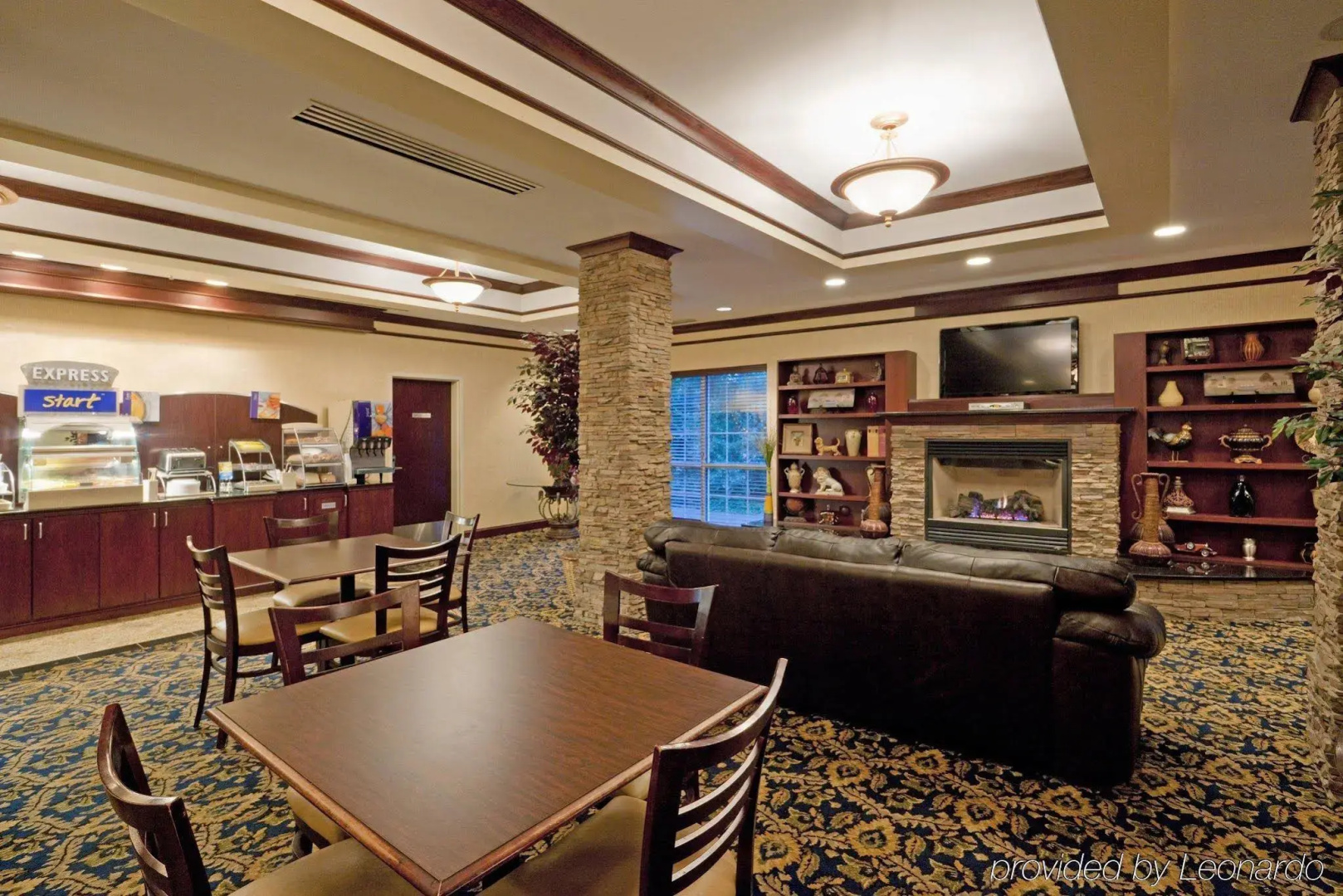 Holiday Inn Express Hotel & Suites Middleboro Raynham by IHG