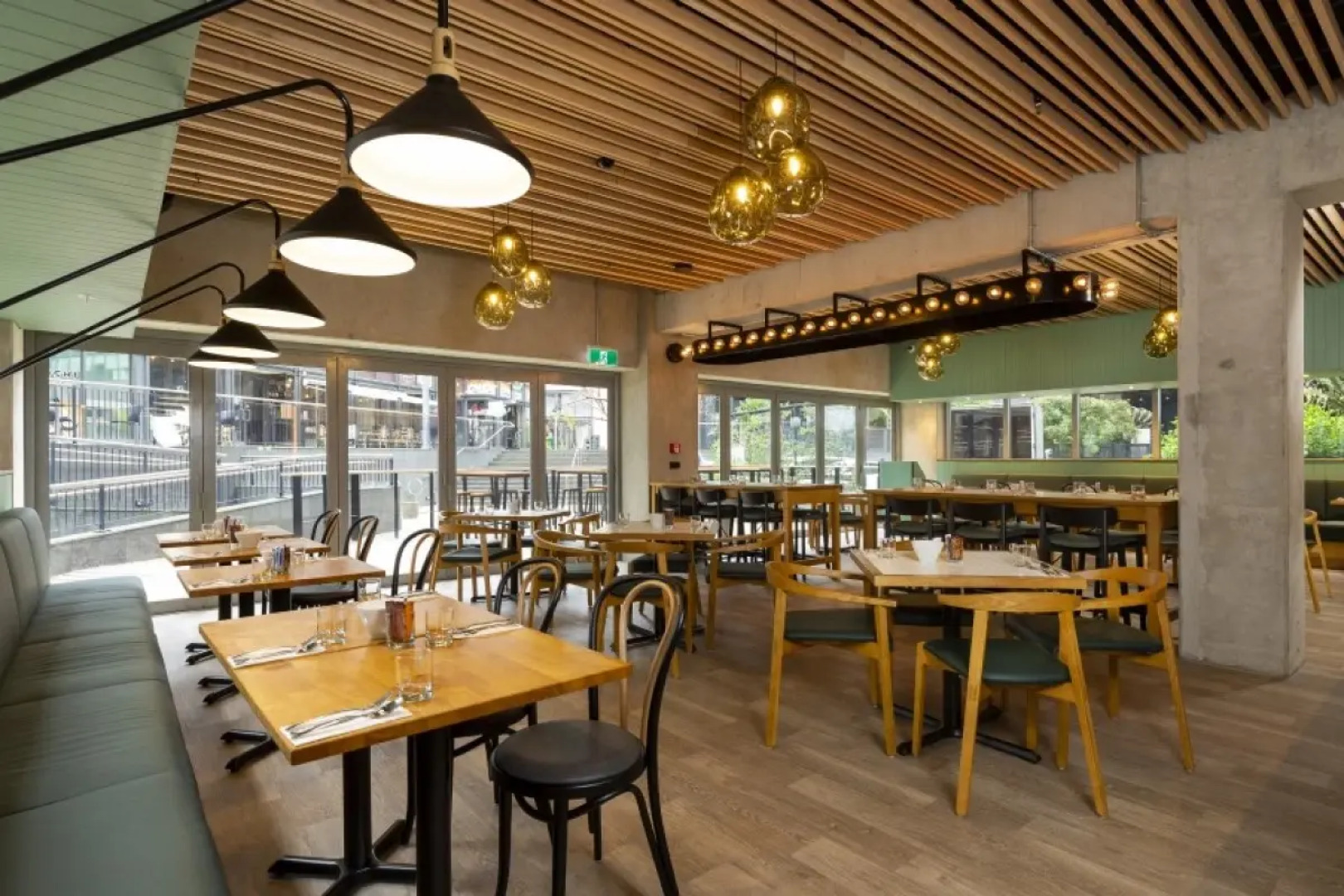 Отель Oaks Auckland