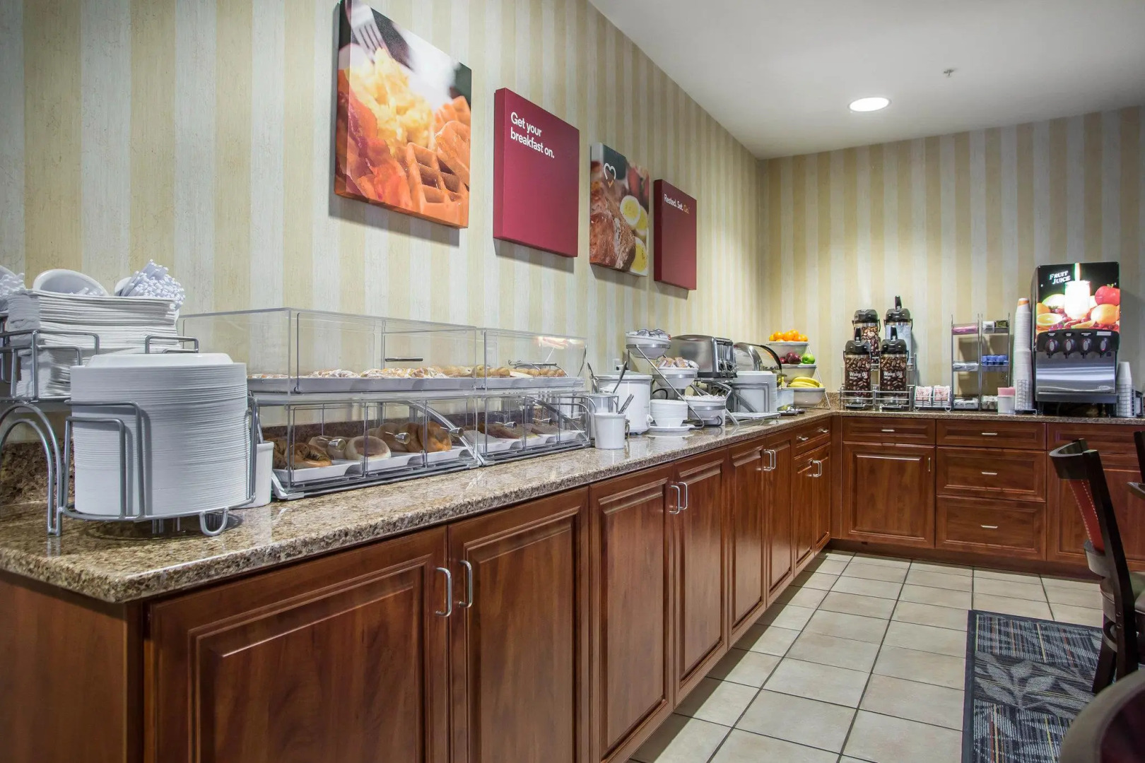 Comfort Suites Lake Geneva East