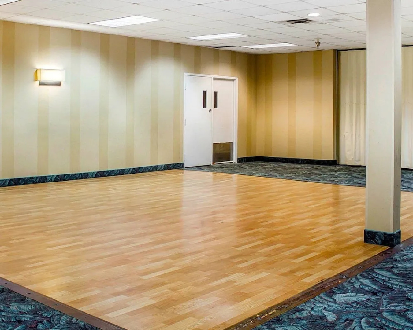 Quality Inn & Suites Conference Center