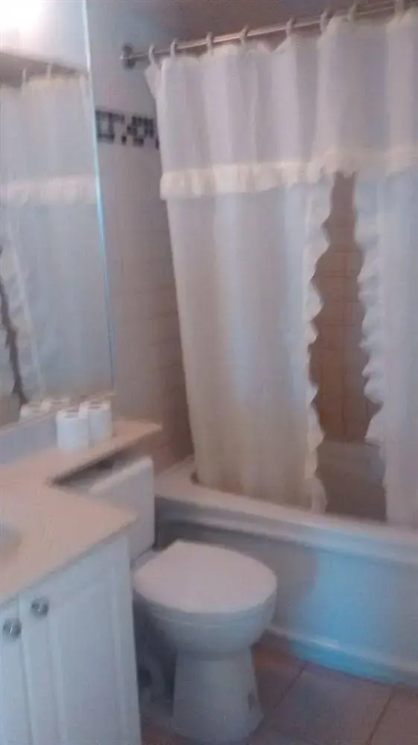 Apartments for Rent - Bay Street