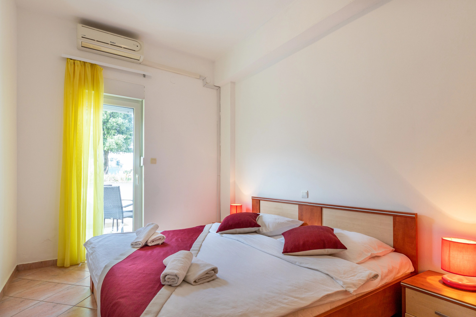 Pool Apartment Suzi 12