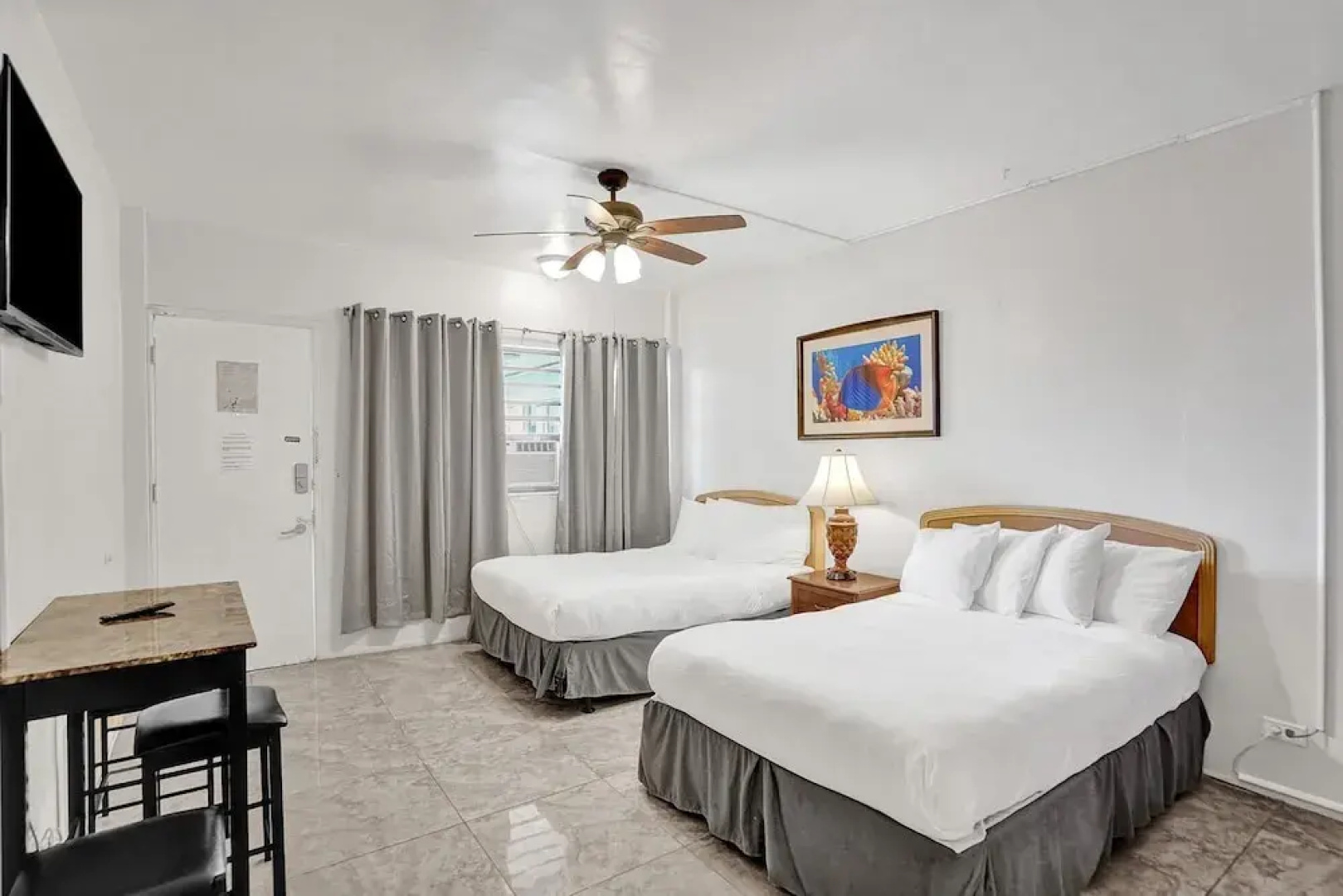 Lovely Hallandale Beach Studio