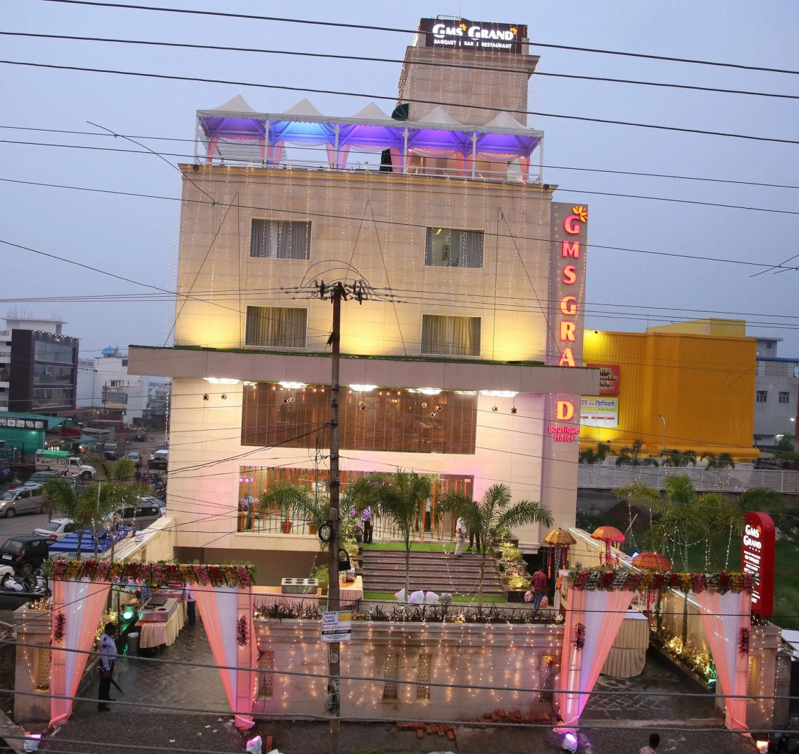 Hotel Gms Grand