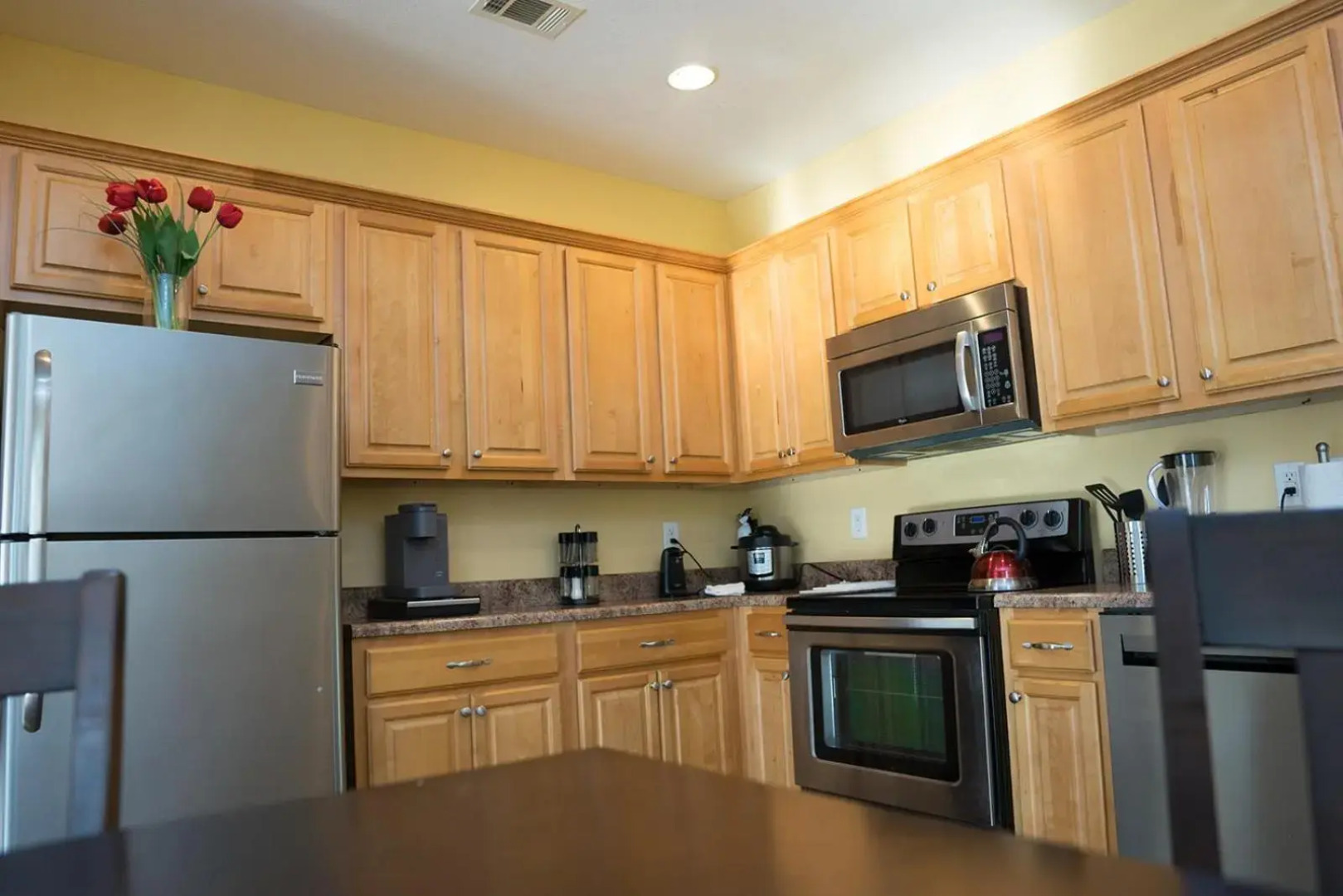 Gorgeous 3 Beds 2 Bath Home Perfect for Long Stays -E-