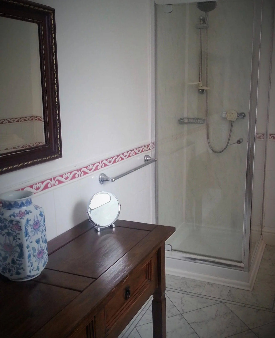 Bed and Blueberry, Two Bedroom Suite