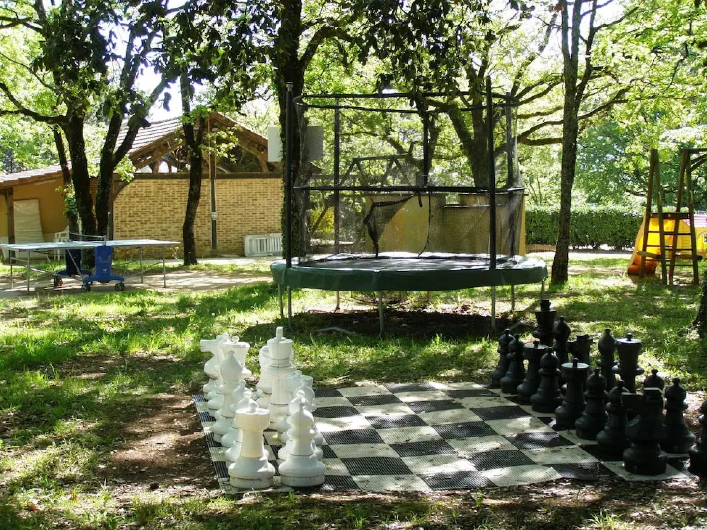 In the Country Side, Near Sarlat, Cottage With Indoor Heated Swimming Pool