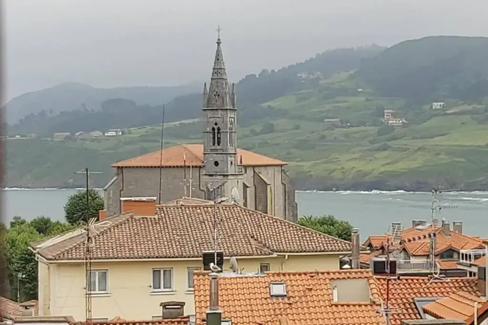 Mundaka Sea & Mountain Views. Wifi, Parking