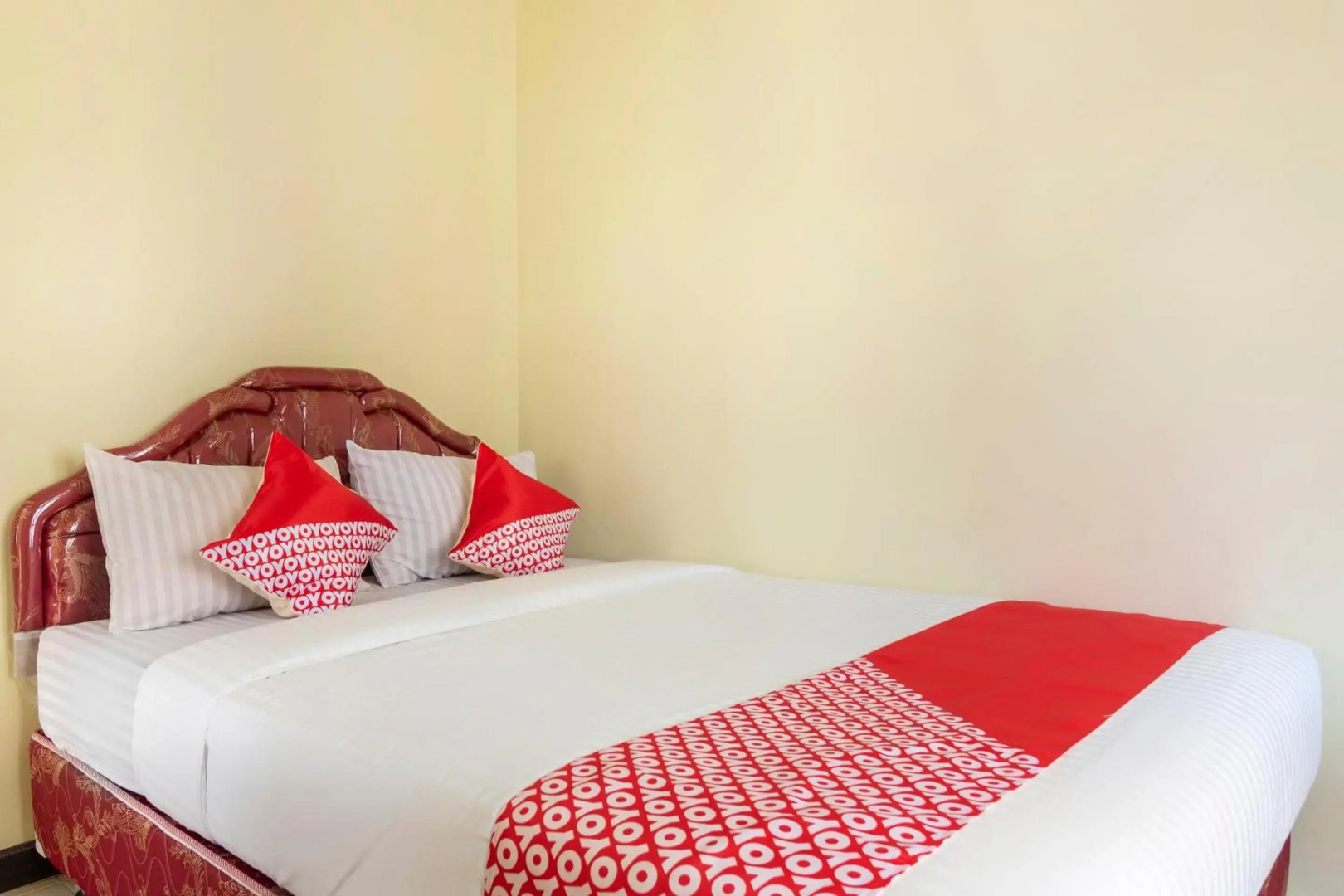 OYO 2950 Grand Suites Palace