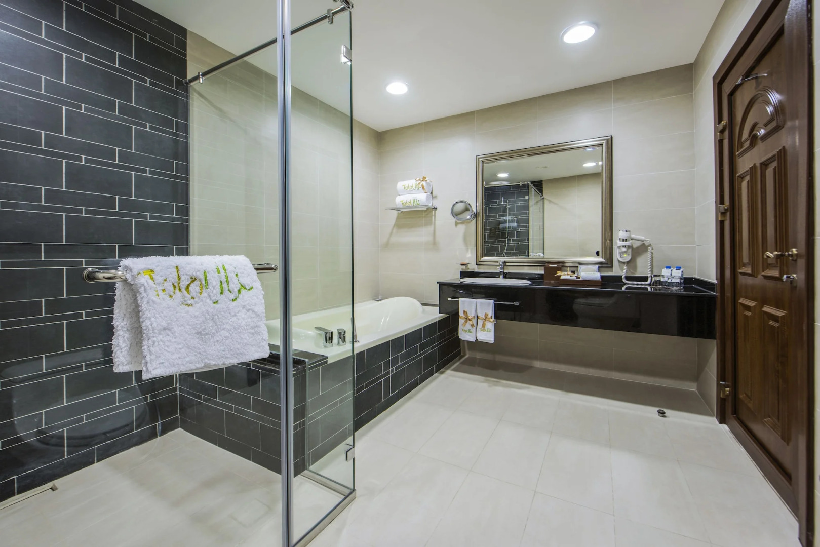 Telal Resort, Al Ain