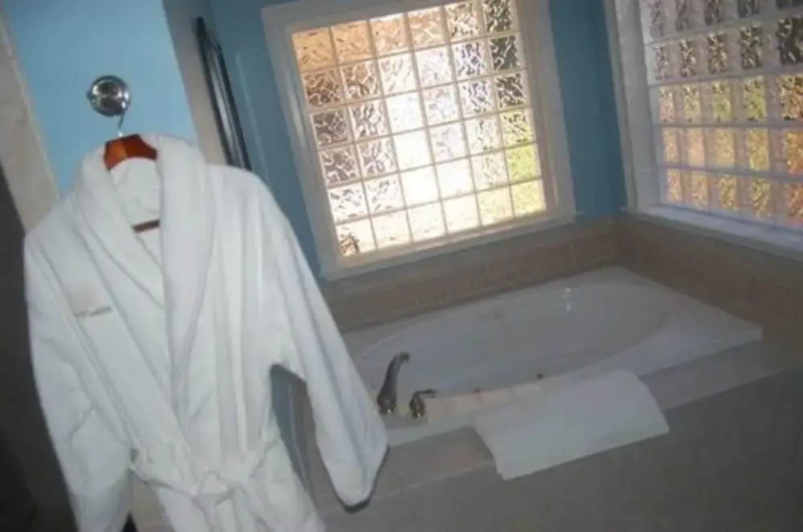 Serenity Pointe Bed and Breakfast