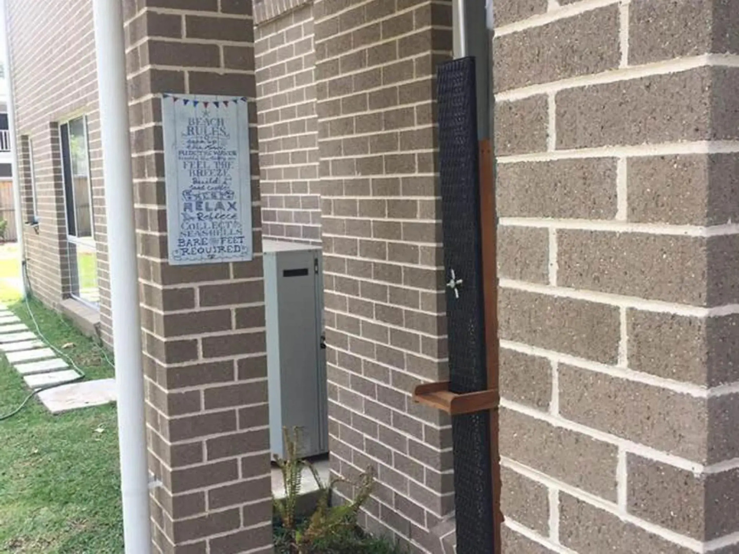 SEA MIST Gerringong 4pm Check Out Sundays