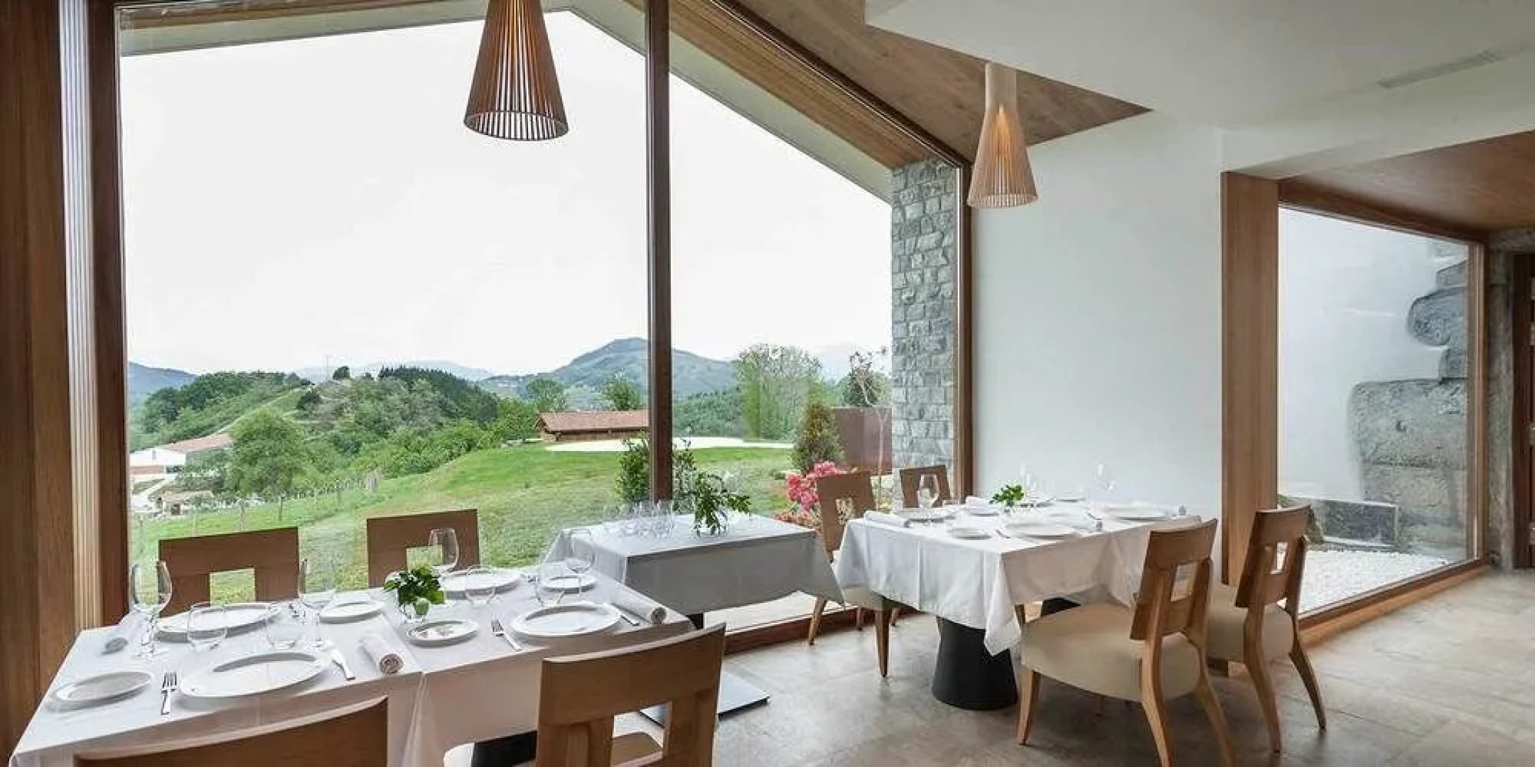 Youth Hostel Non Stop Inn by IrriSarri Land