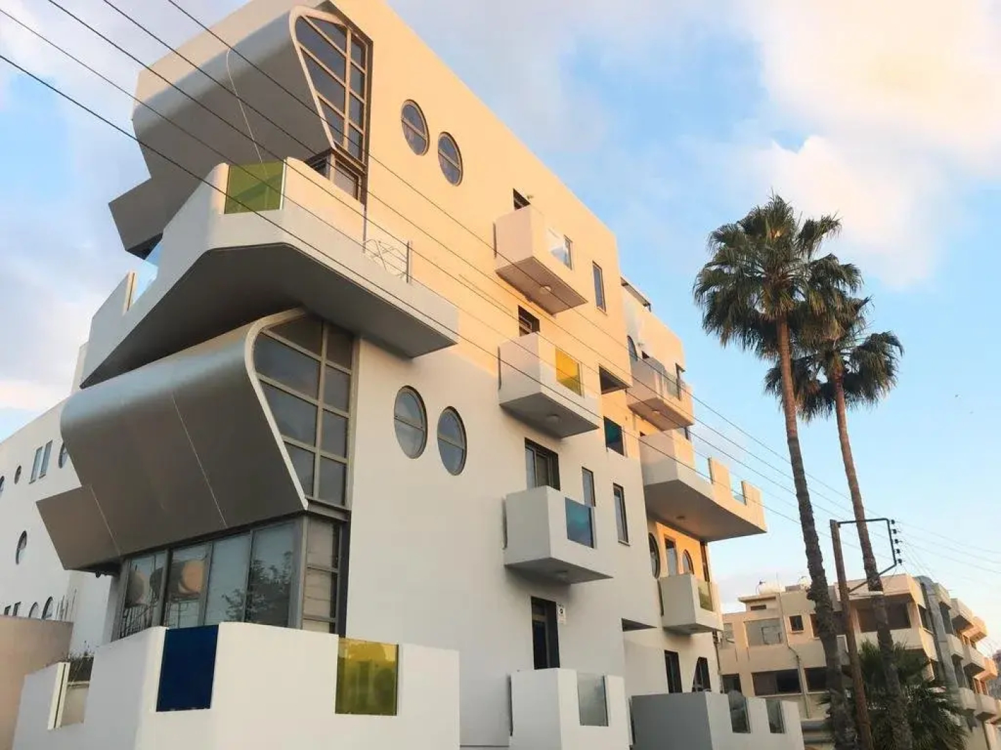 Alex Residence 103