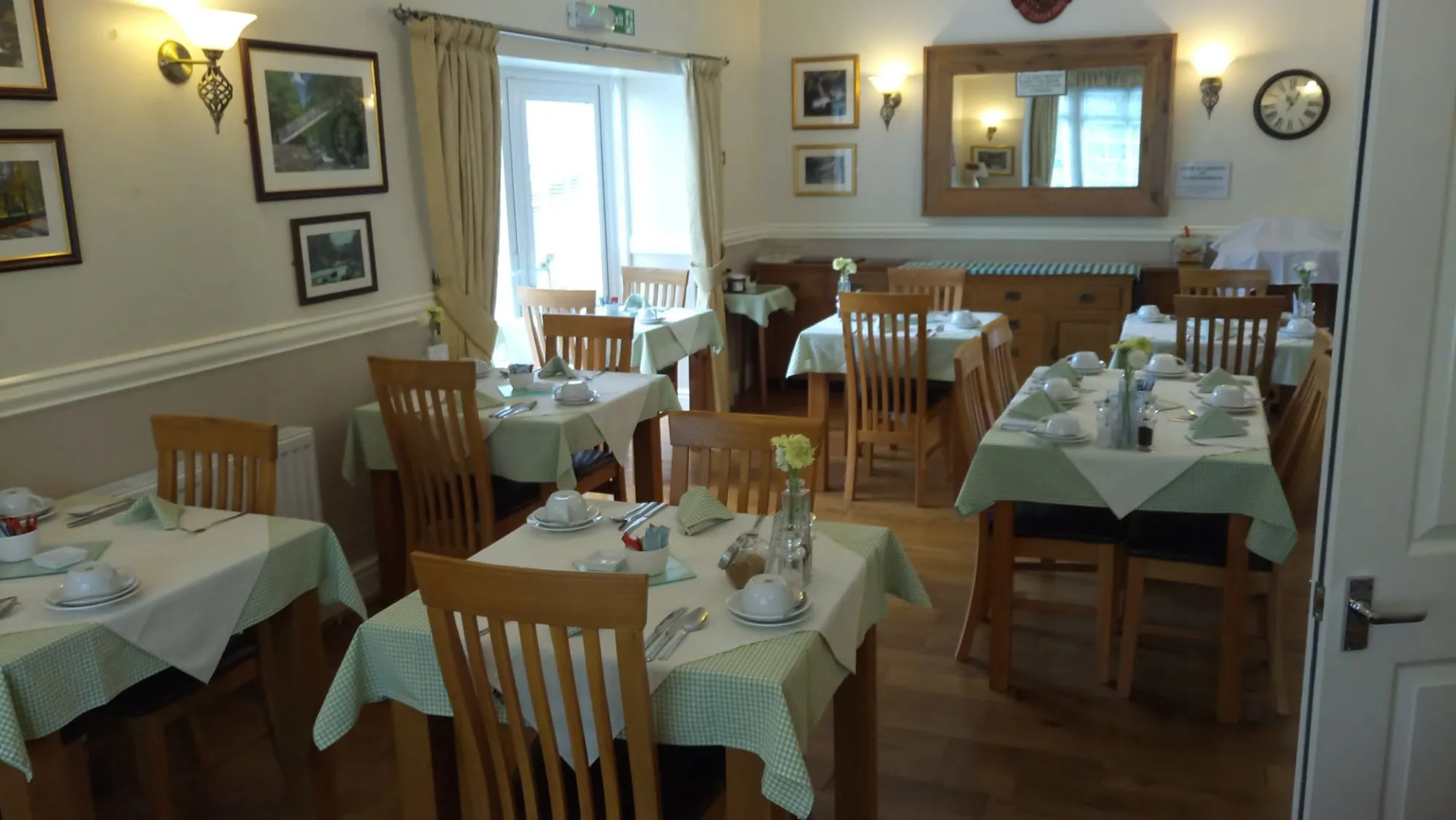 Oakfield House Bed and Breakfast