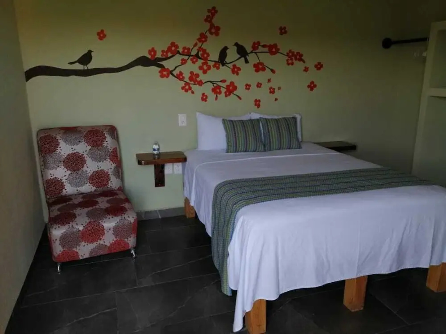 El Cihualteco Hotel Restaurante Bar