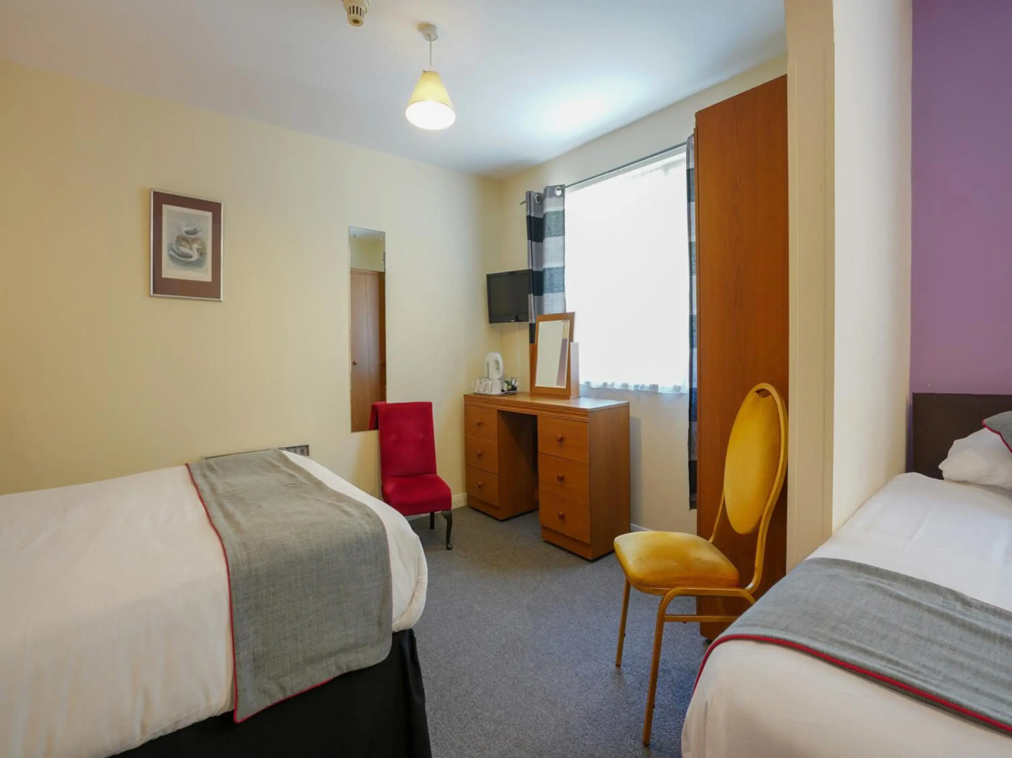 OYO Shanklin Beach Hotel