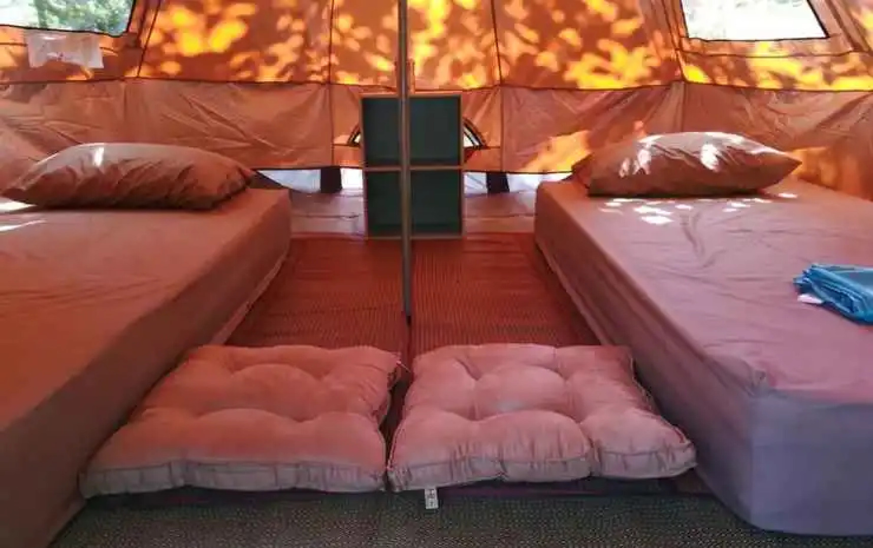 Cashew Nut Bungalow, Ko Mook