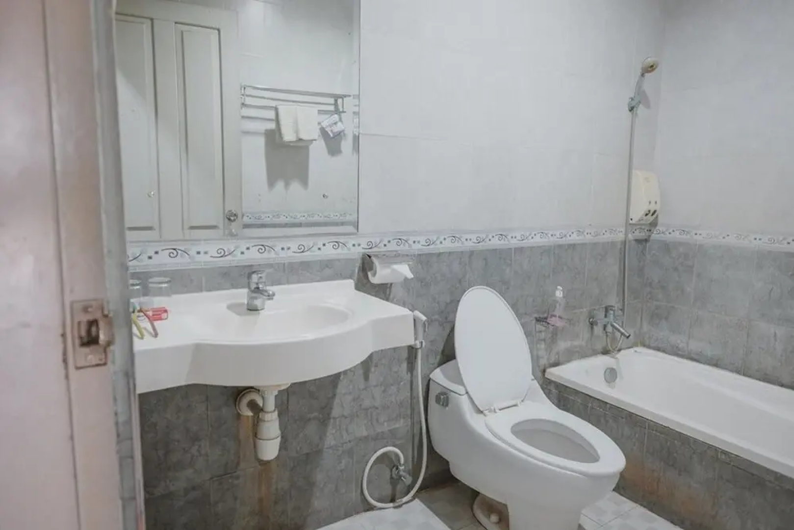 RedDoorz Premium @ Jalan Pal 10 Jambi