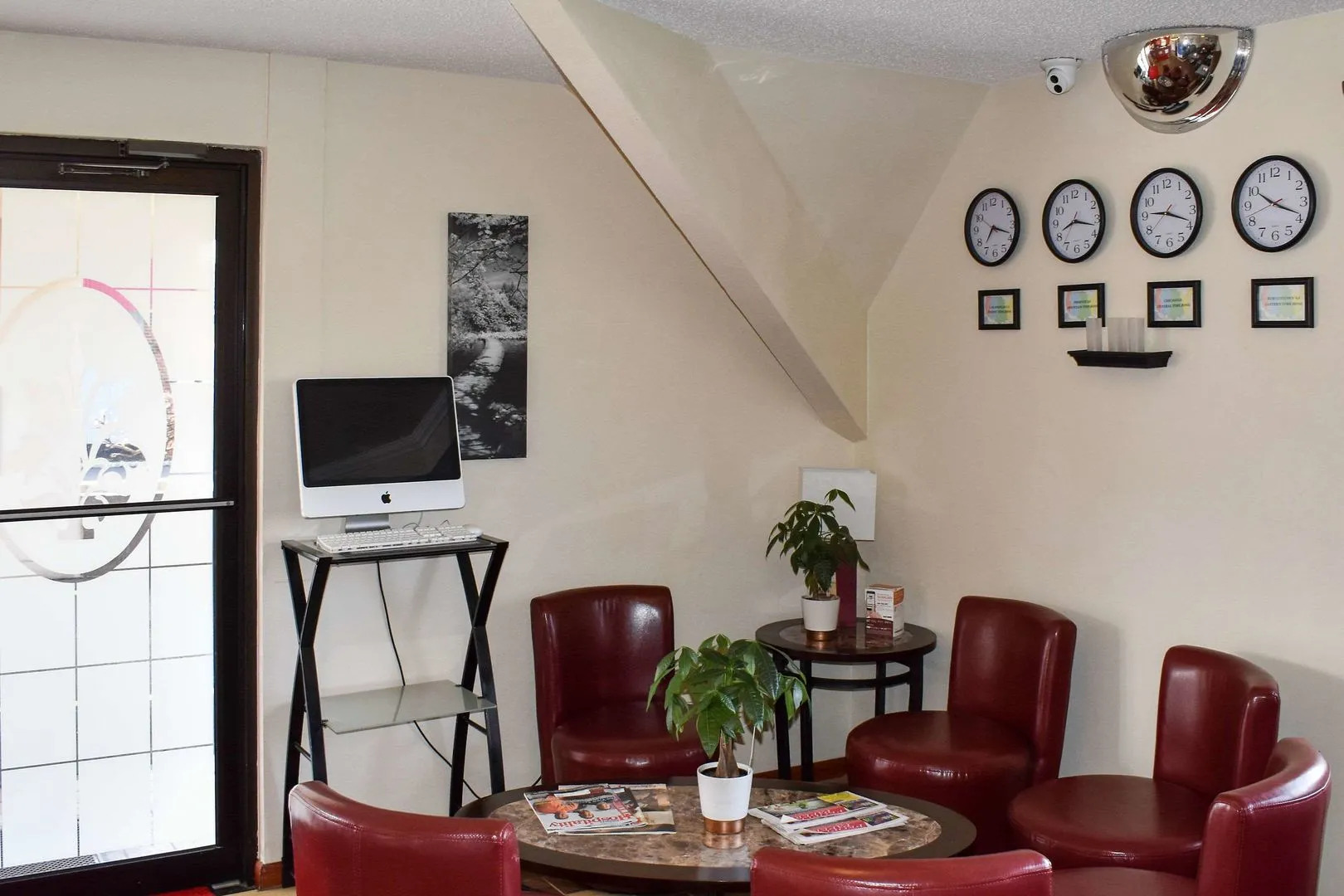 MHO Hotel Bordentown