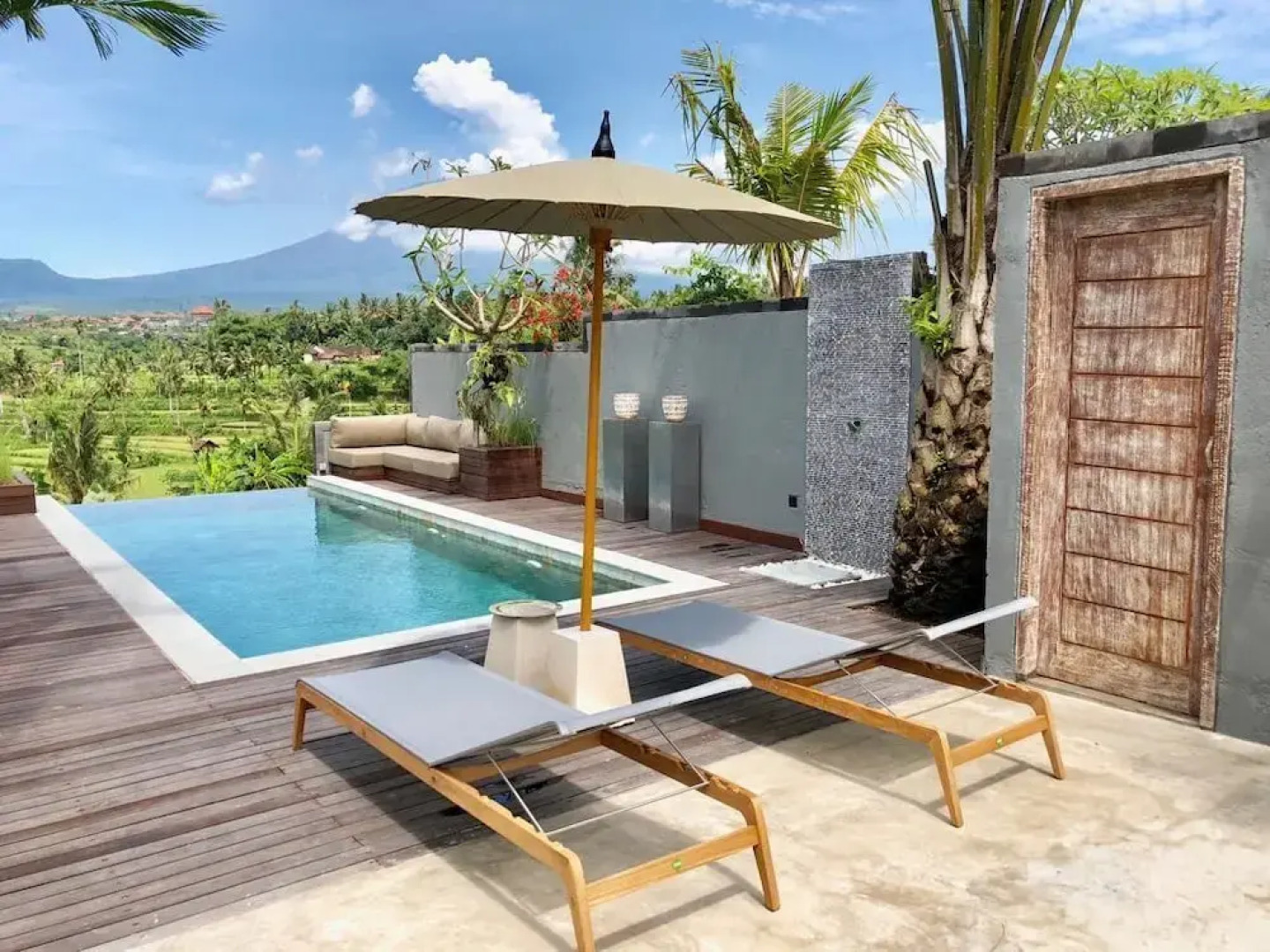 Lempuyang Boutique Hotel