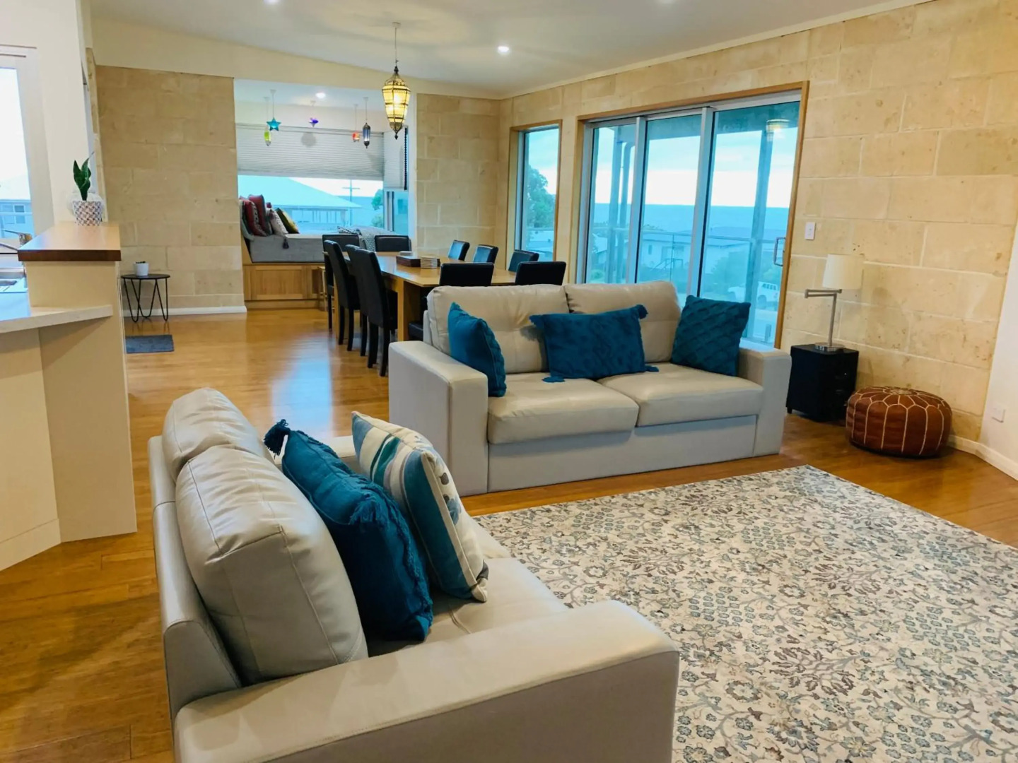 Emu Bay Bliss 'sweeping ocean views'