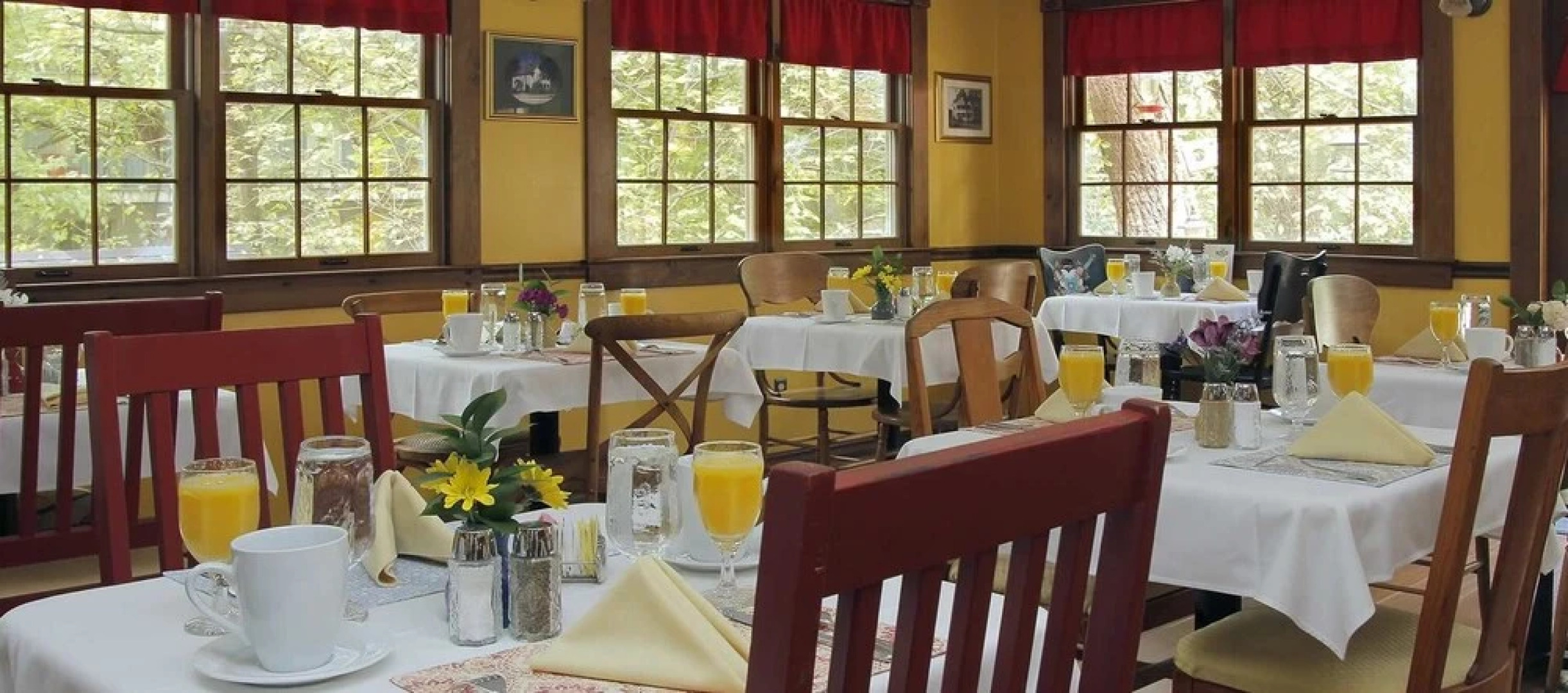 Heartstone Inn B&B & Cottages