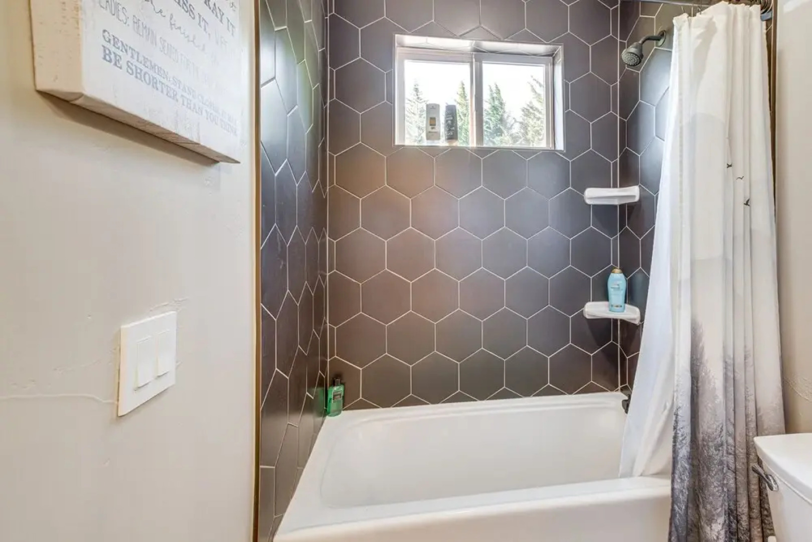 Game Room + Pool Access: Spacious Cabin in Arnold