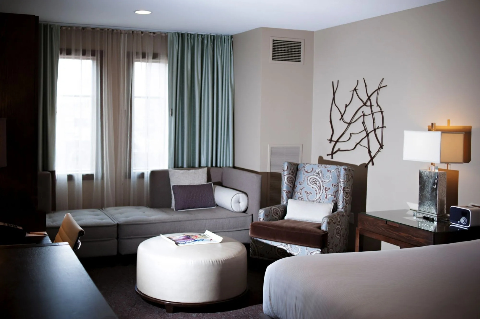 The Oxford Hotel Bend