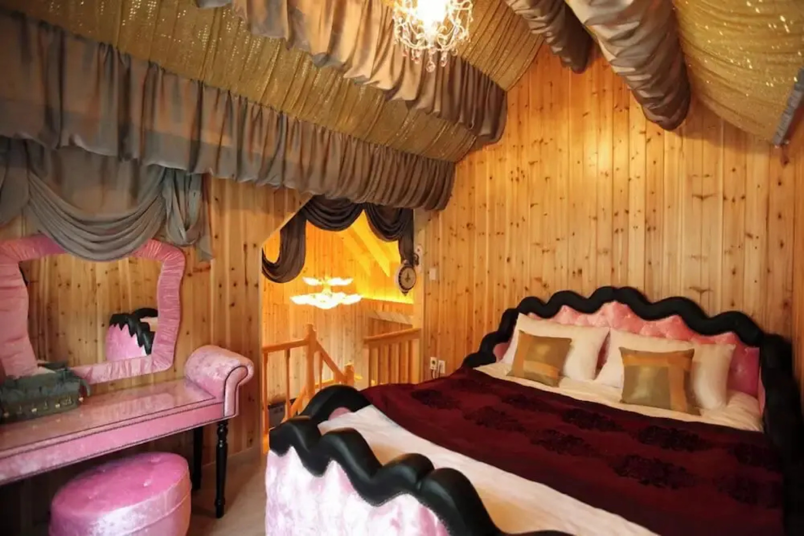 White Village Pension