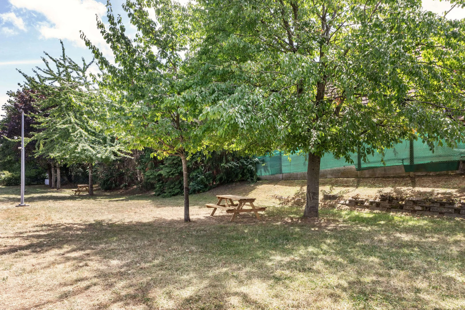 Première Classe La Ville-Du-Bois