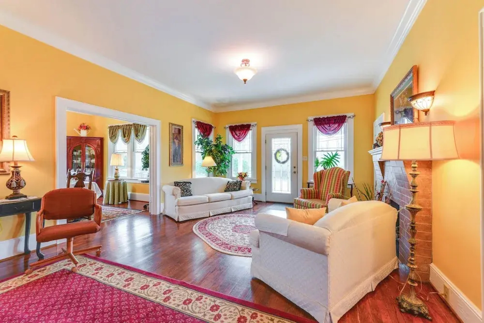 Elegant + Spacious Retreat ~ 18 Mi to Lake Norman!