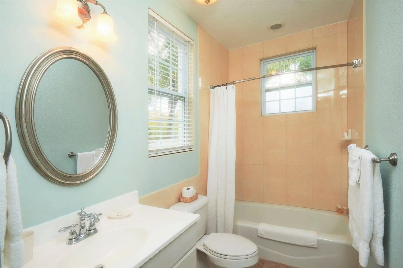 Shangri-La Boutique Bed & Breakfast