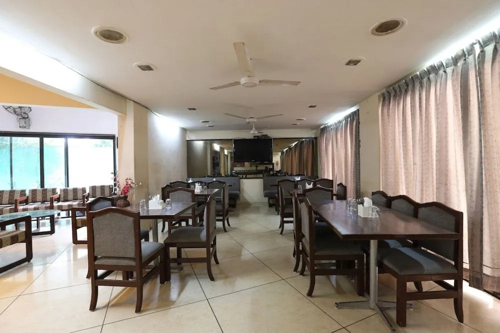 OYO 9512 Hotel Tulsi