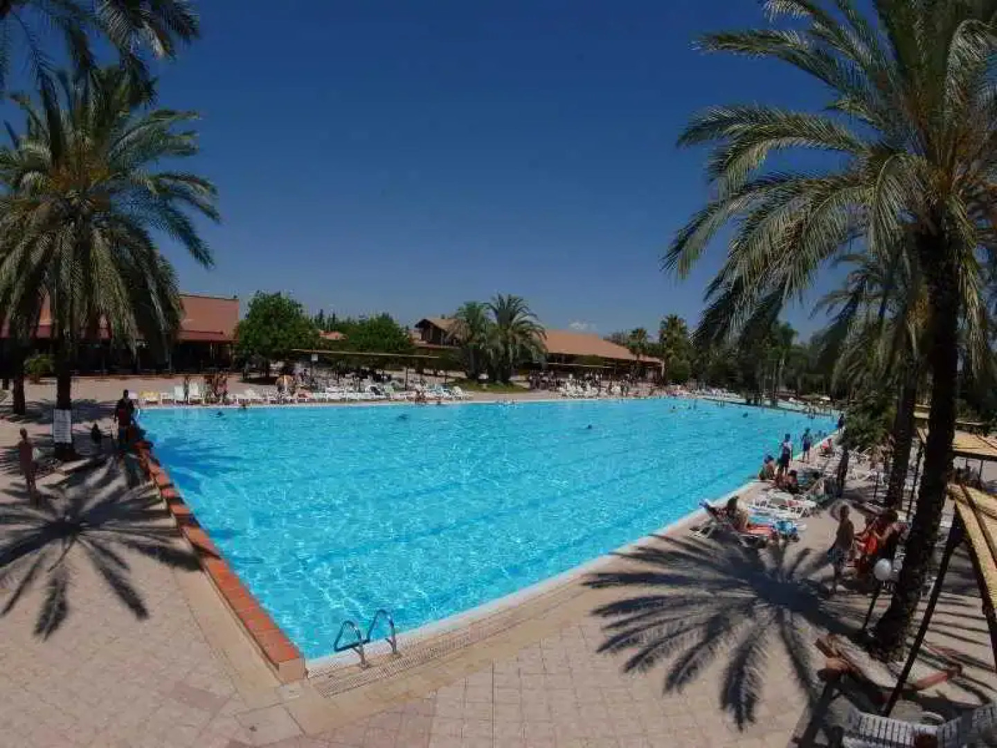 Villaggio Torre Del Faro