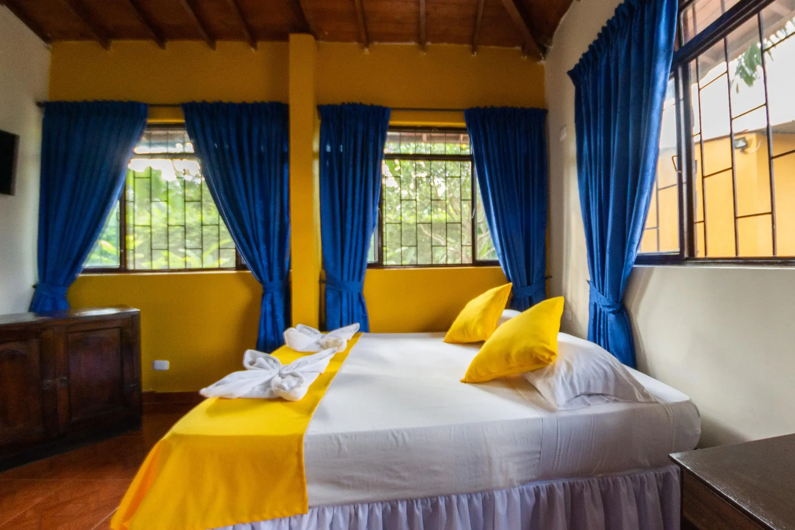 Hotel Campestre Tucanes