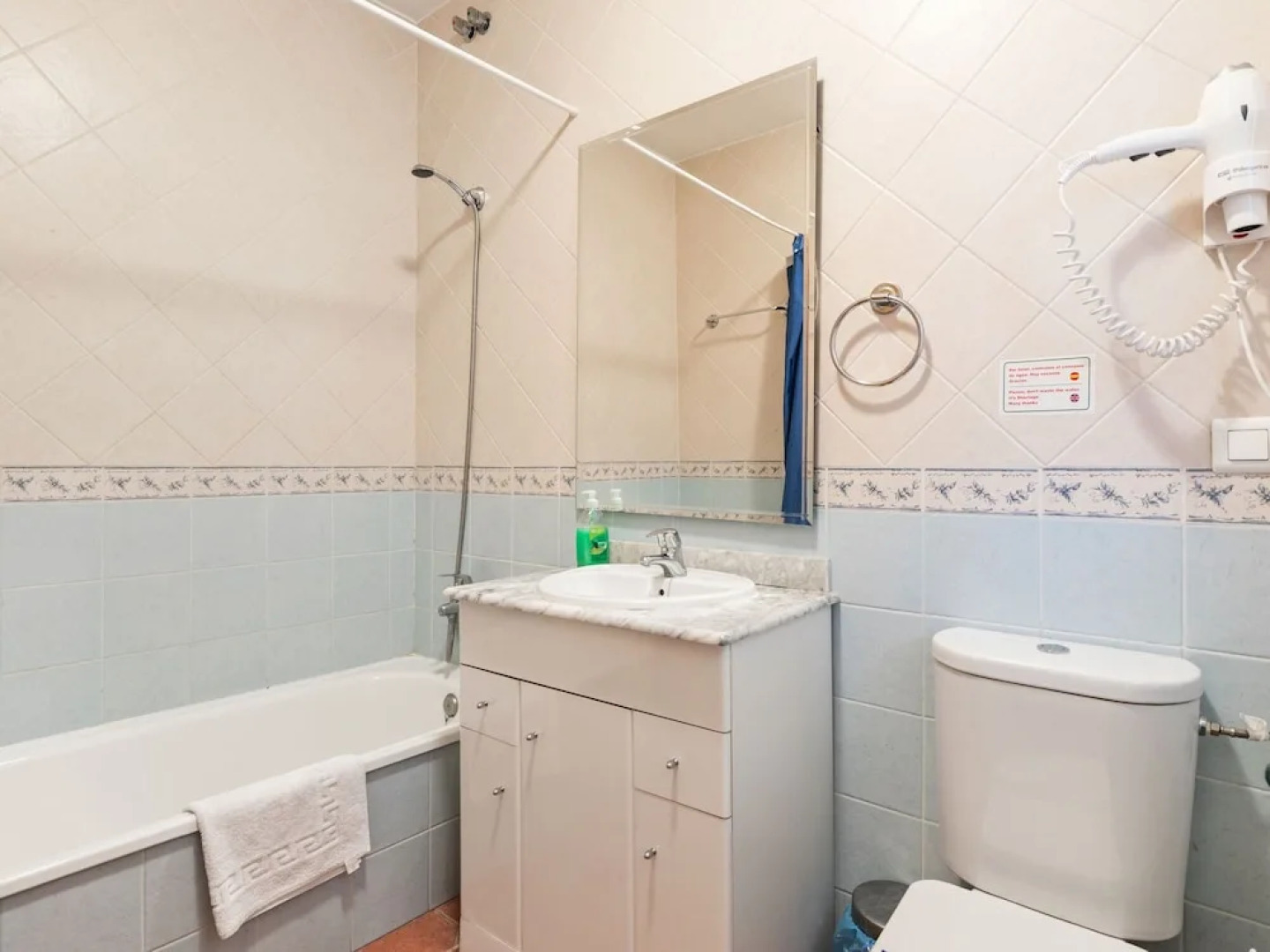 Impressive Apartment in Alcaucín With Swimming Pool