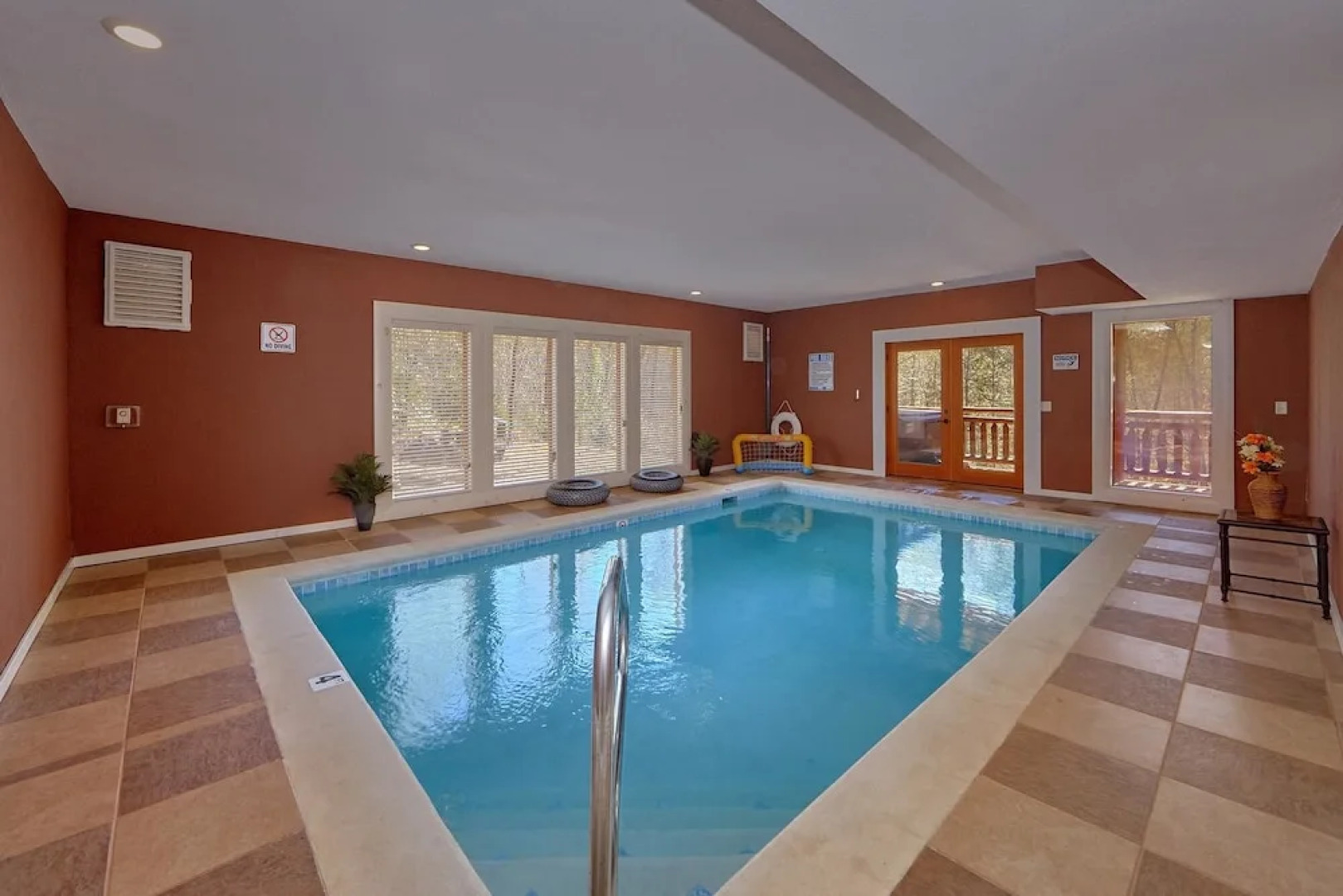 Sweet Tranquility Pool Lodge Apartment 4