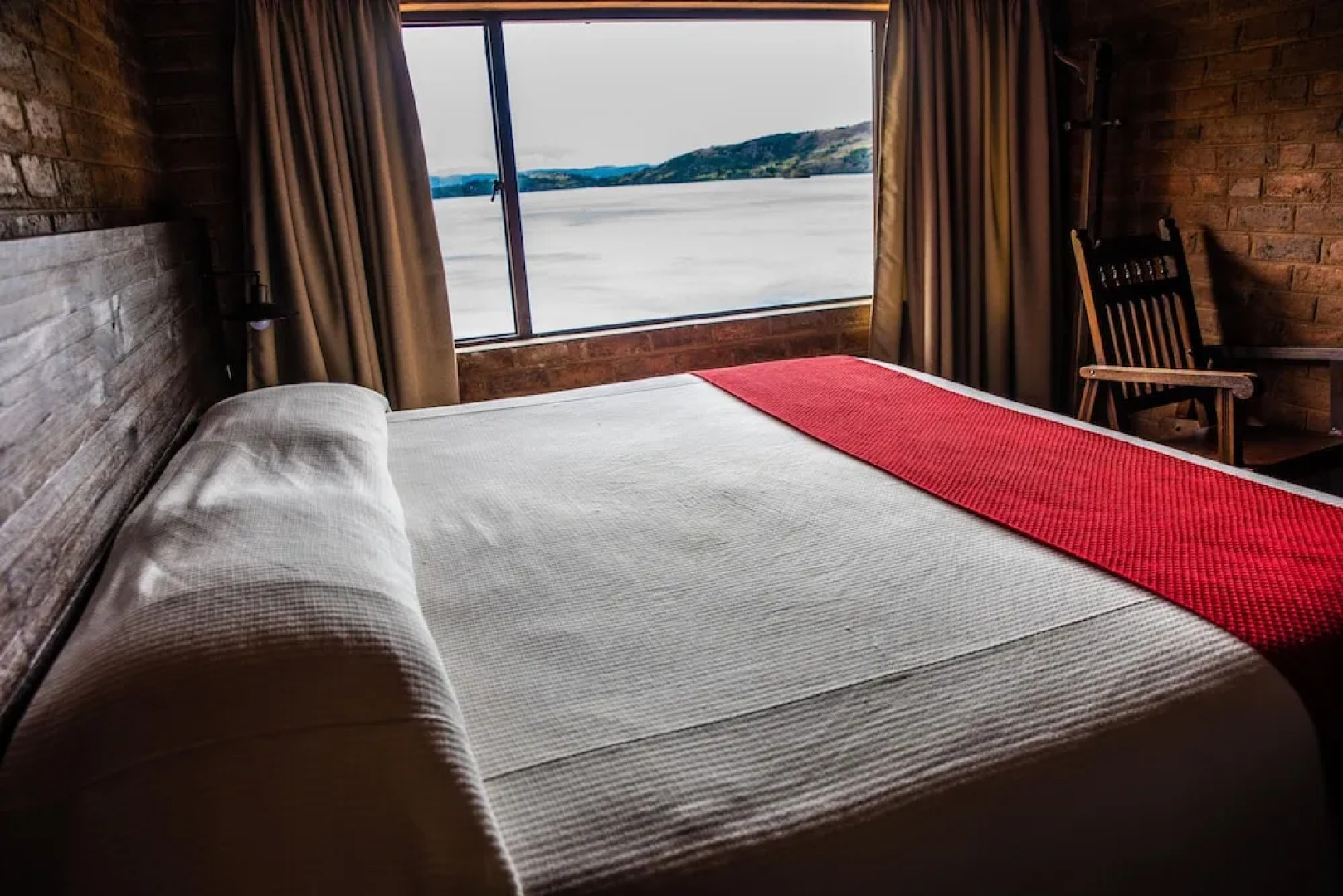 Hotel refugio pozo azul