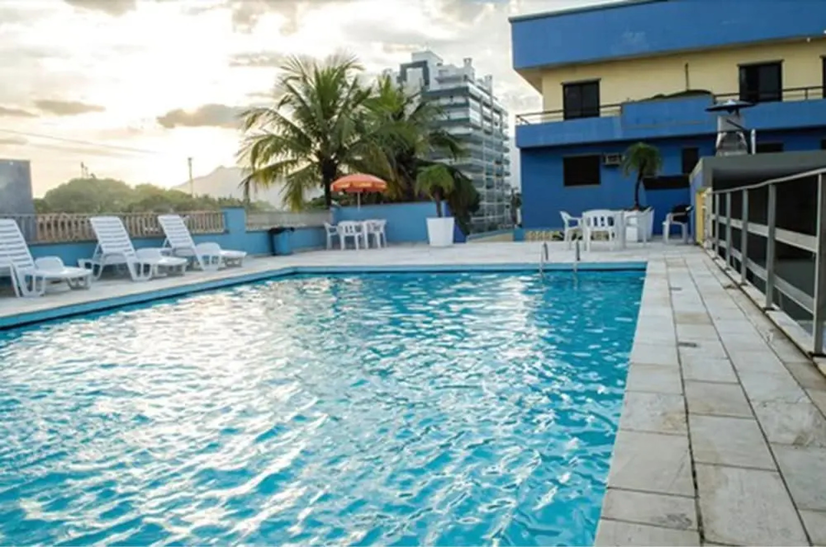 27 Praia Hotel