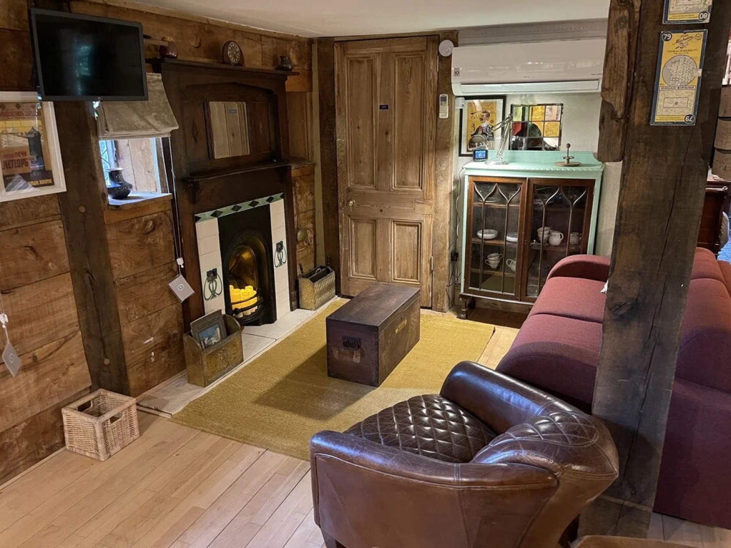 Remarkable Boultons Barn With hot tub