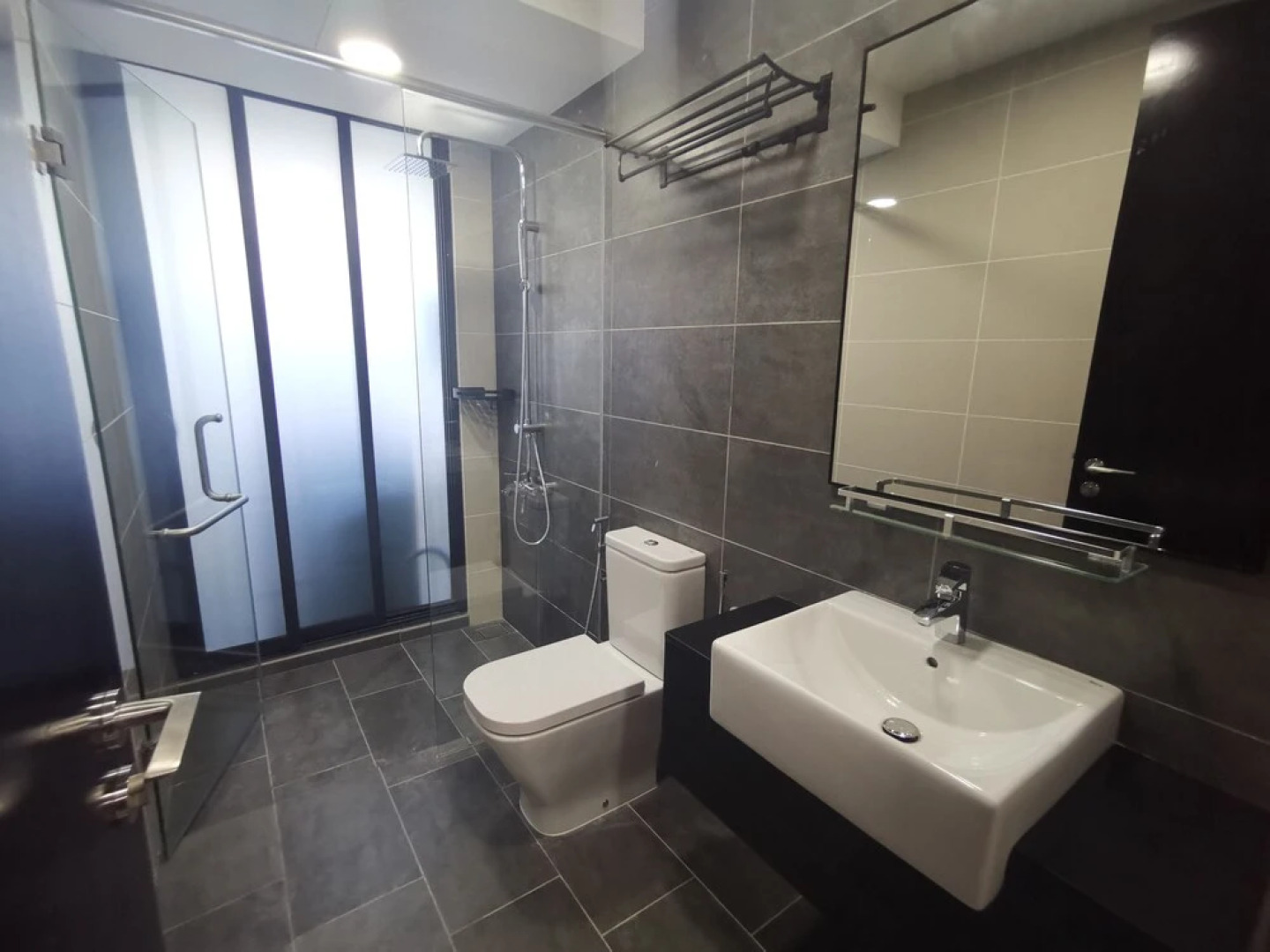 Almas Puteri Harbour By Squarenest