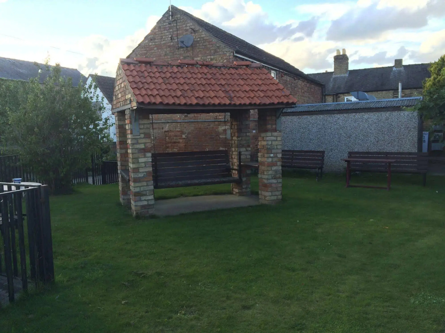 Half Moon Hotel and Restaurant