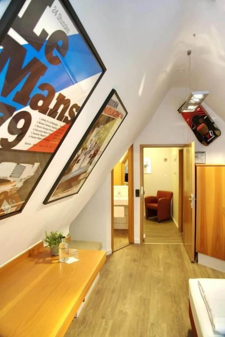 Reinhardts Garni Automobilia Hotel