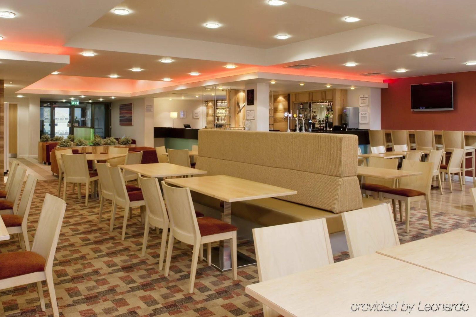 Holiday Inn Express London-Watford Junction by IHG