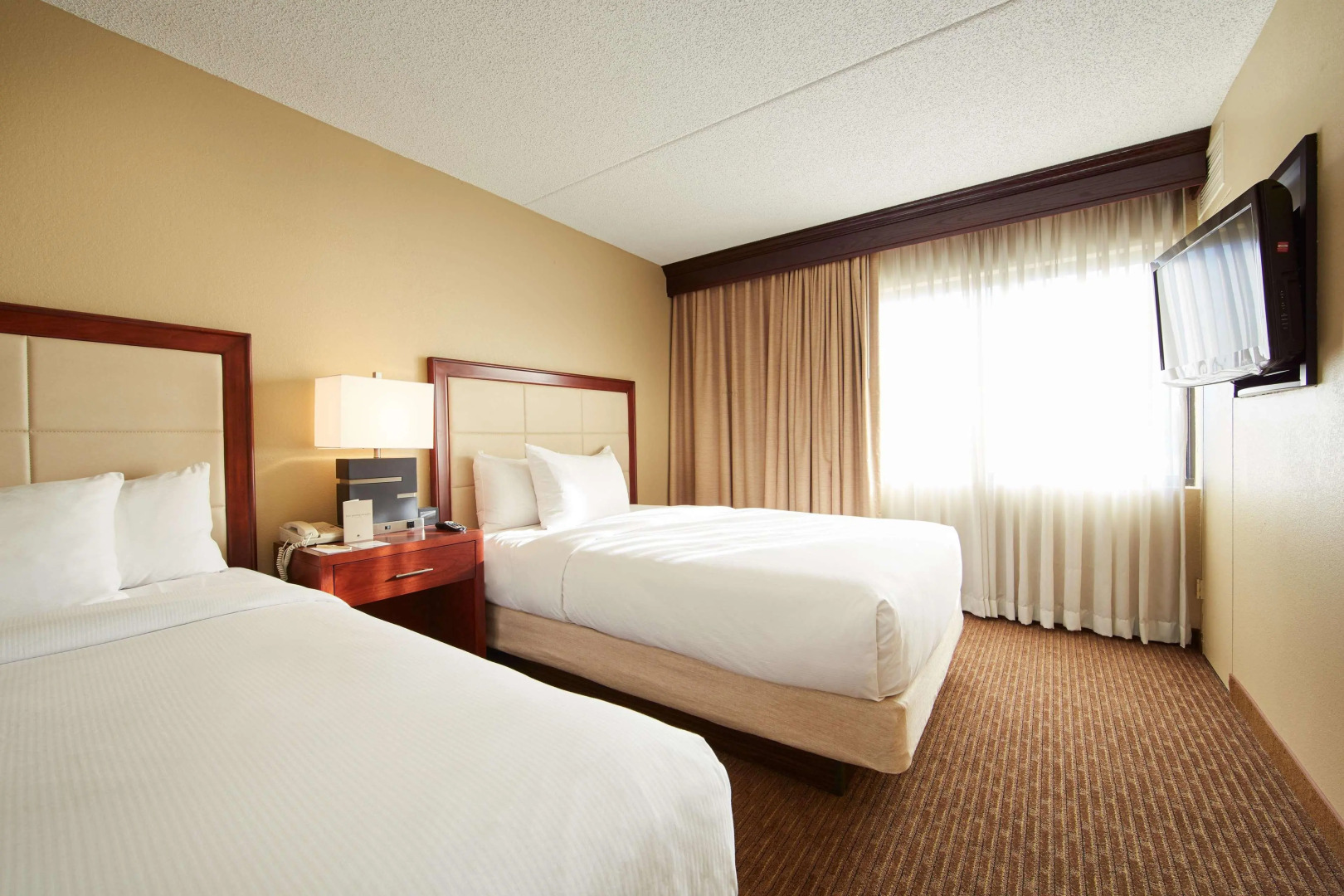 DoubleTree Suites by Hilton Hotel Cincinnati - Blue Ash