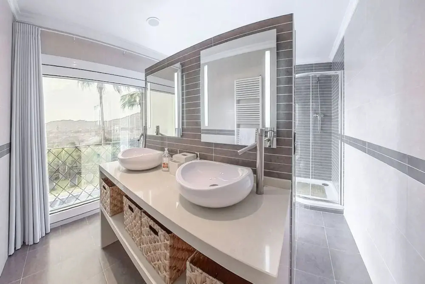 Los Nisperos de Paco