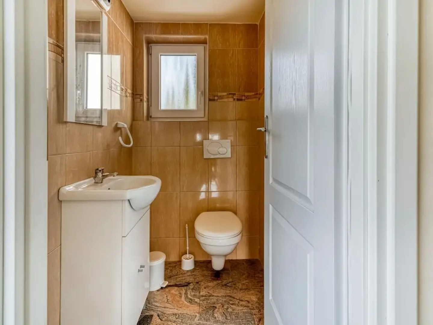 Serene Holiday Home in Zagreb With Jacuzzi