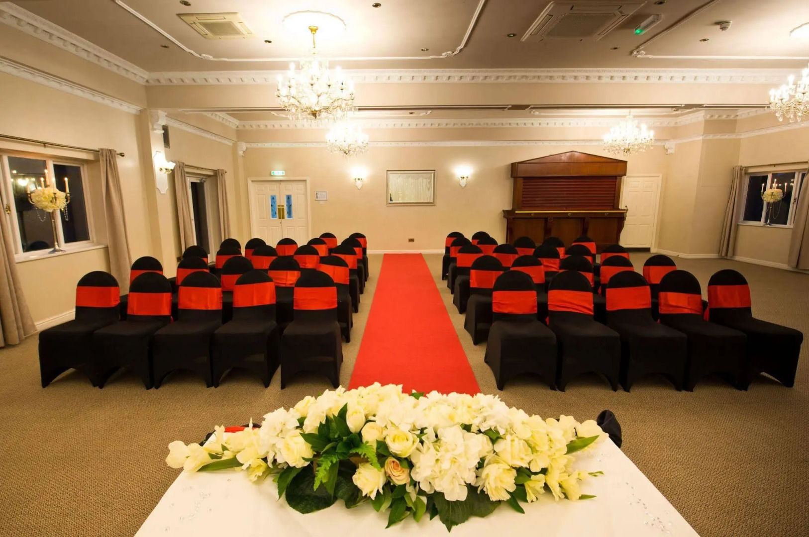 Days Hotel Chester North